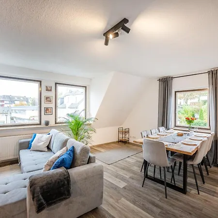 Rhein-view-oase Fuer Grosse Gruppen - Parkplaetze Urbar (Rhein-Hunsruck)