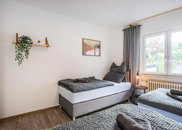 Rhein-view-oase Fuer Grosse Gruppen - Parkplaetze * Urbar (Rhein-Hunsruck)